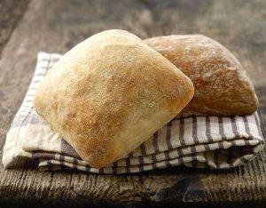 pg-two-ciabatta-breads-on-a-table-cloth-300x234 İtalyan ekmek çeşitleri